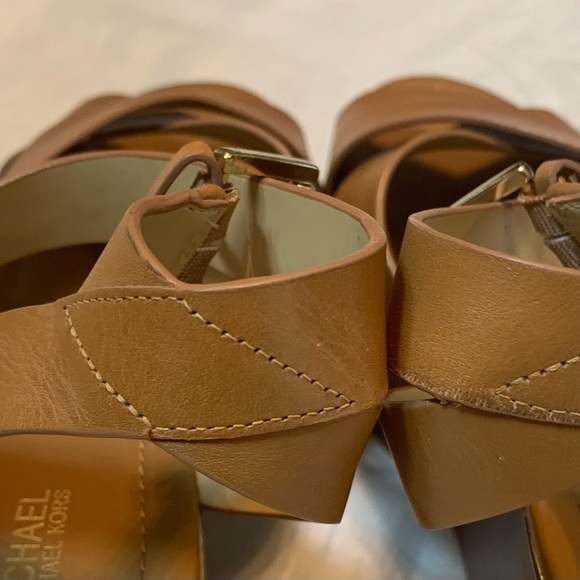 Michael Kors, wedges. - Picture 7 of 7